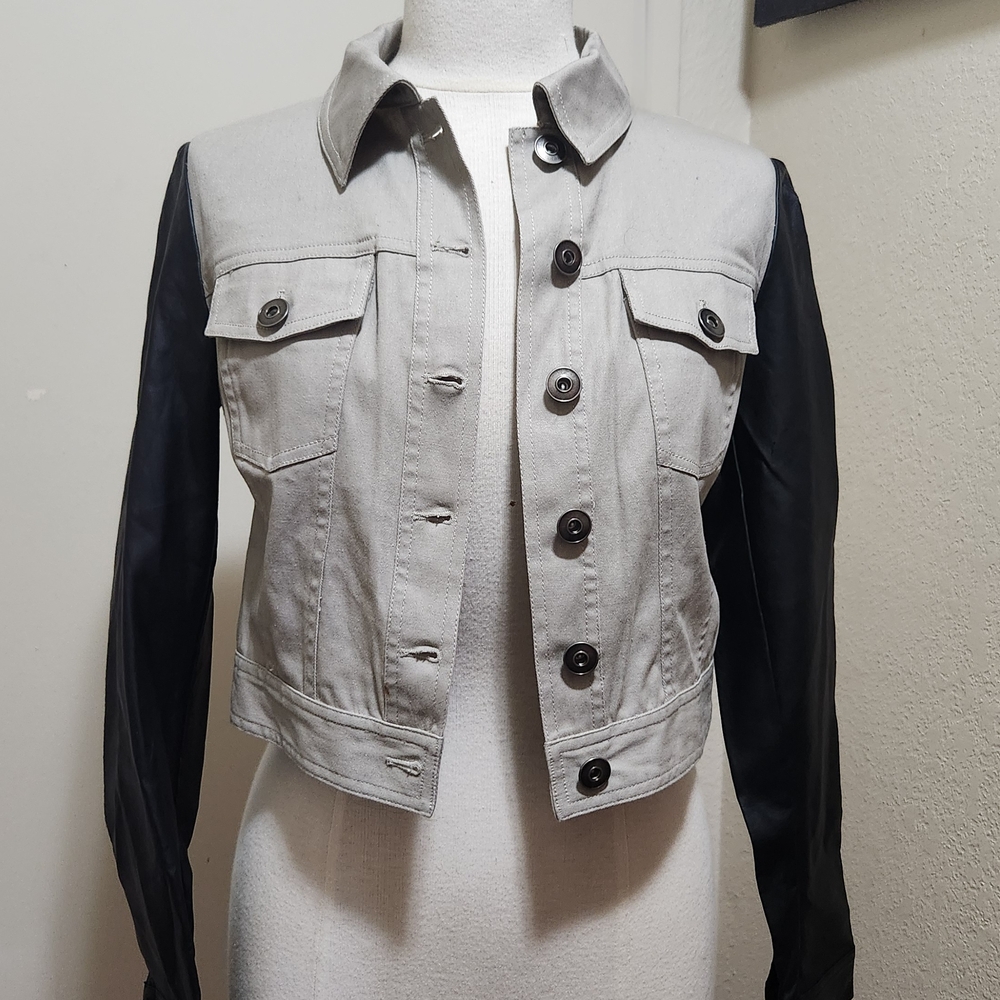 Kensie Gray and Black Jean Jacket with Cropped Design